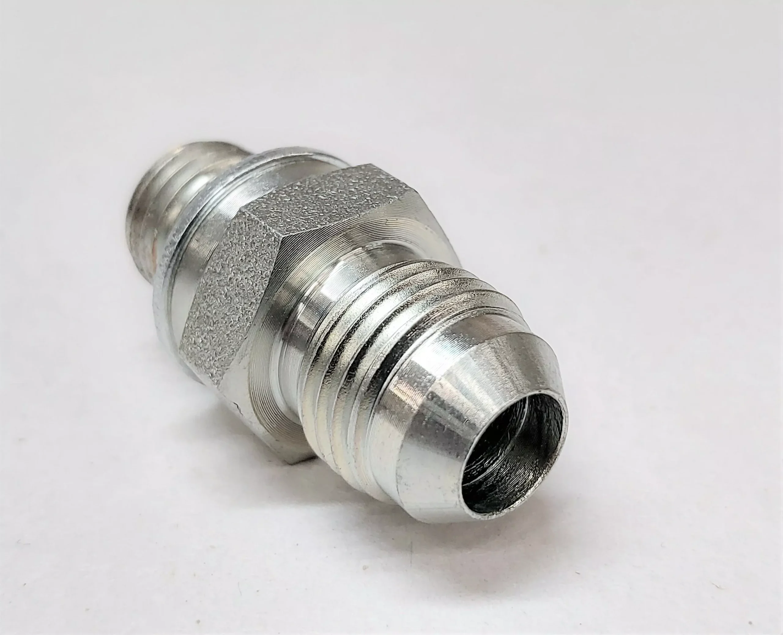 -6 Aftermarket Turbo Oil Supply Fitting Line Fitting for 6.7l Cummins