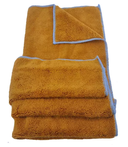 GroomTex 18 x 36 in. 350 GSM Pet Microfiber Drying Towel – 4.5 Sq Ft