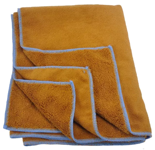 GroomTex 24 x 39 in. 350 GSM Large Pet Microfiber Drying Towel – 6.5 Sq Ft