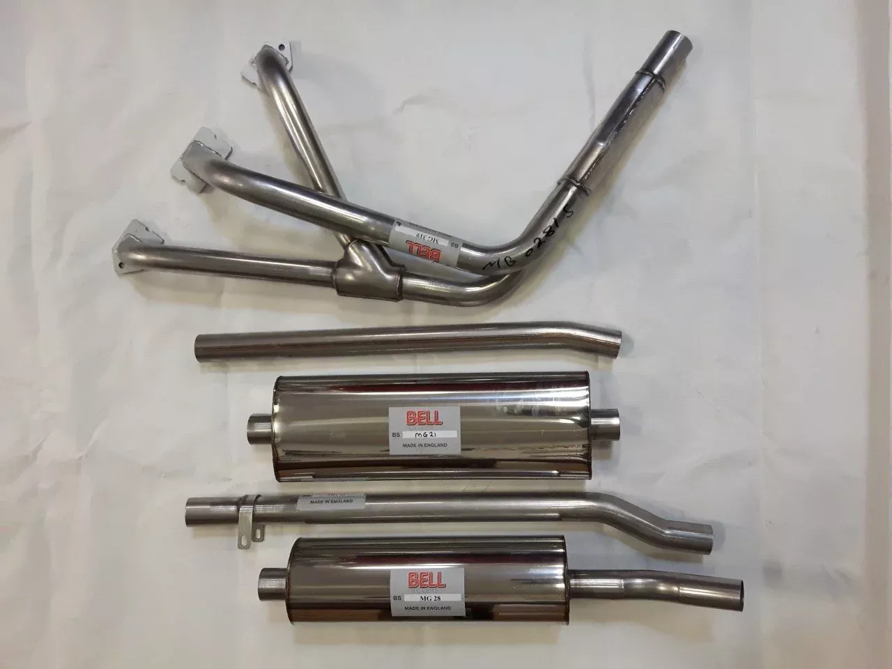 mgb MG- 344K Bell Stainless Steel 5 piece Kit With Header 1975-80