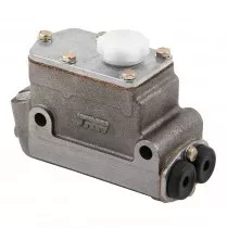 midget-GMC109 BRAKE MASTER CYL. 1962-63WITH FRONT DRUM BRAKES