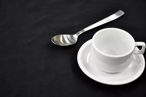 Nouvelle Legende 52 x 72 in. Black Polyester Tablecloth