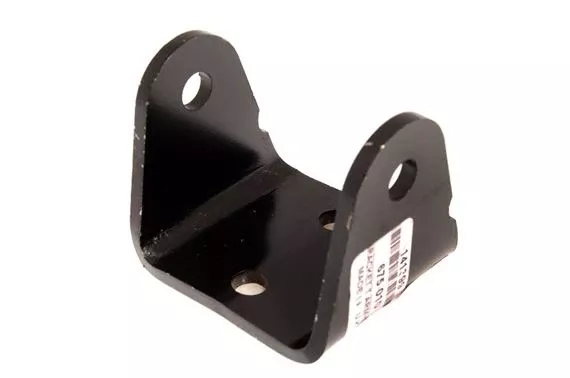 REAR (8) tr6-141399 Rear Control Arm Outer Bracket 1 Notch